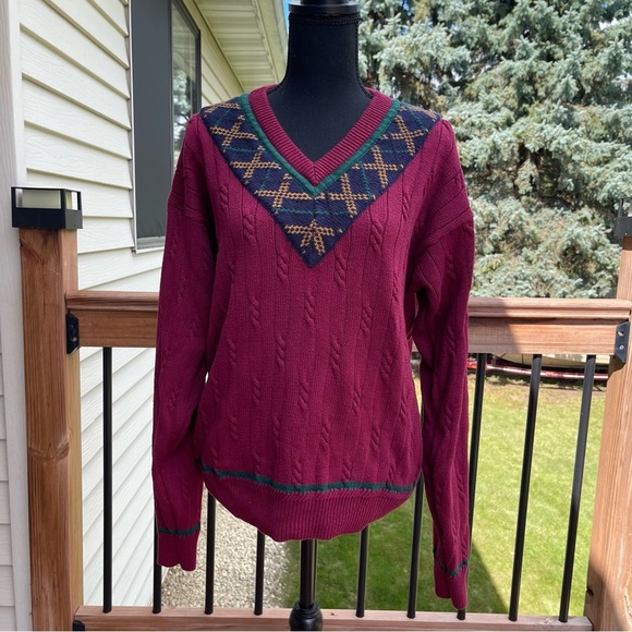 Vintage Gant Hand Framed Maroon Cable Knit V-Neck Sweater Size Medium Adult 90s - Picture 1 of 14